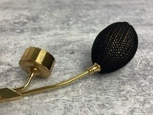 lot 30 image: Vintage Norell Remembrances Cologne Atomizer