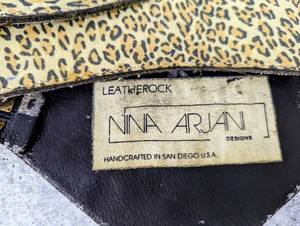 lot 143 image: Vintage Nina Arjani Designs Belt, Size Large
