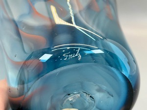 lot 195 image: Stunning Asymmetric Blue Iridescent Handblown Art Glass Vase- Signed Fritz