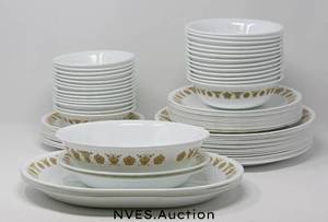 lot 7 image: Vintage 70s Corelle dish set - Butterfly Gold pattern