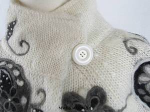 lot 41 image: White Knit Derhy sweater