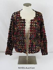 lot 42 image: Silk button sweater from Ainslies