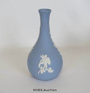 lot 91 image: Wedgwood Collection