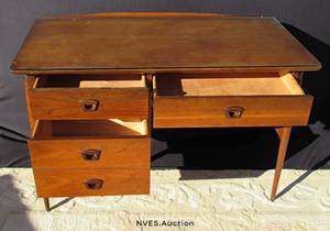lot 97 image: MCM Desk with glass top