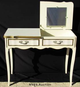 lot 98 image: French Provincial vanity