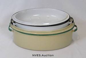 lot 134 image: Two Vintage oven roasting pans with lids