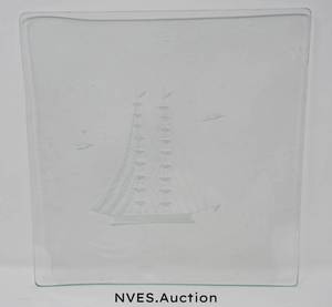 lot 150 image: Square Crystal Platter - Clipper Collection