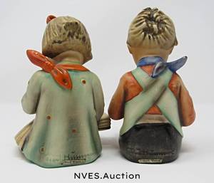 lot 156 image: Merril Chase Artique Figurines from West Germany
