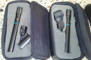 lot 37 image: Shure Microphone