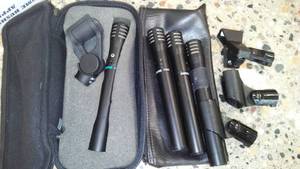 lot 38 image: Shure Microphone (4)