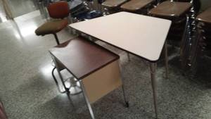lot 66 image: Stool, Trapezoid Table and Rolling Workstation