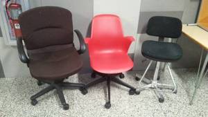 lot 83 image: (3) Office Chairs