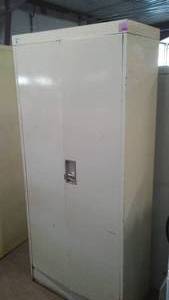 lot 513 image: 2 Door Storage Cabinet, Metal.