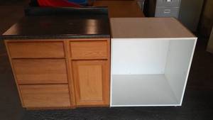 lot 518 image: 4 Drawer Base Cabinet and More