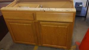 lot 524 image: Base Cabinet  Good Condition.