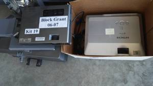 lot 559 image: 3 Projectors