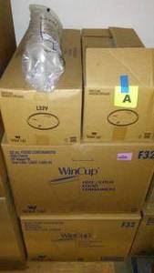 lot 364 image: 32 Oz. HotCold Cups, Lids and More.