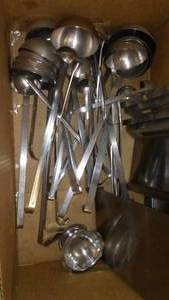 lot 725 image: Bread Machine, Ladles, Register Paper and more. See Pics.