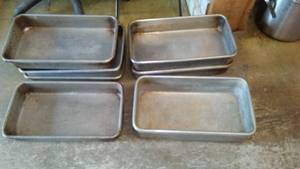 lot 729 image: Cast Aluminum Oven Pans (7)