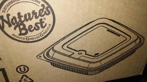 lot 391 image: 8.5 Sq. Compartment Containers with Lid. (2 Cases)