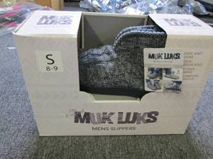 muk luks mens slipper small 8-9...