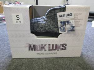 muk luks mens slipper small 8-9...