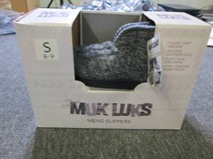 muk luks mens slipper small 8-9...