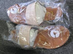 box of 12 size 7.5 womens lulus san...