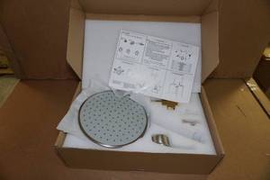 lot 18 image: Shamanda Luxury Shower Set -Brushed Nickel