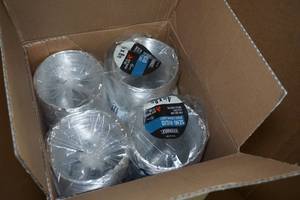 lot 51 image: Semi-Rigid Space Saving Duct - 4 Pack