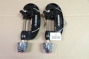 lot 179 image: Husky 2-18 Quick Release Tube Cutters