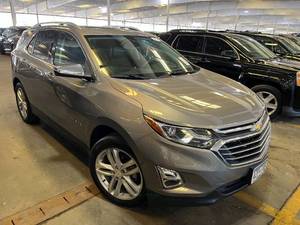 2018 Chevrolet Equinox Premier AWD..LOW MILES
