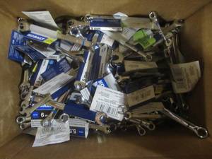 Box (11 x 7 x 5) of BRAND NEW COMBINATION WRENCHES (See Photos)