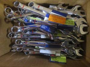 Box (11 x 7 x 5) of BRAND NEW COMBINATION WRENCHES (See Photos)