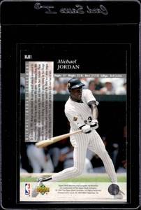 lot 141 image: 1994 Upper Deck Michael Jordan Short Print #MJR1