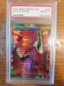 lot 25 image: PSA 8 1993 Finest Refractor Scottie Pippen #105