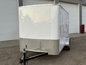 Single-Axle Enclosed Utility Trailer