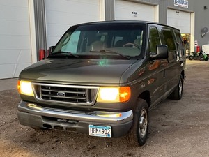2004 Ford Econoline E.150