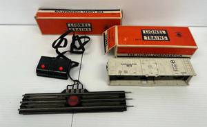 Vintage Lionel Trains UCS O Gauge Remote Control Track Set In Original Box (Untested) And Lionel Trains No. 6472 Refrigerator Car In Original Box (No Wheels)