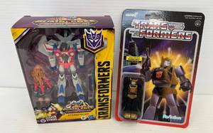 Hasbro Transformers Bumblebee Cyberverse Adventures (Starscream) And Super 7 Gold Armor Bumblebee NIB