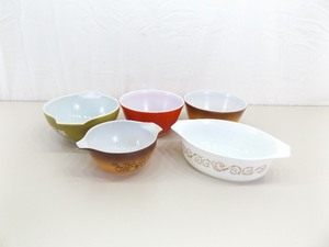 Lot of 5 Misc Pyrex Small Bowls