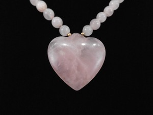 14K Yellow Gold Clasp and Accents Genuine Pearl Accented Rose Quartz Heart Necklace