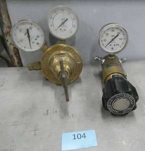 2 Brass gauges