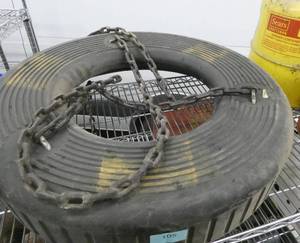 Kids tire swing (plastic)