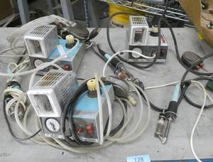 Group of Weller soldering irons and De-soldering equipment - untested