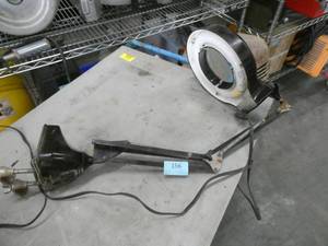 Magnifier shop light - works