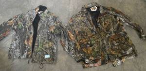 2XL Gamehide Hush hide 3 in 1 parka, the jacket on the left zips inside the one on the right for cold weather or wear either one by themselves, brushed soft fabric