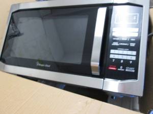 Magic Chef 1.6 Cu. Ft. 1100-Watt Mi...