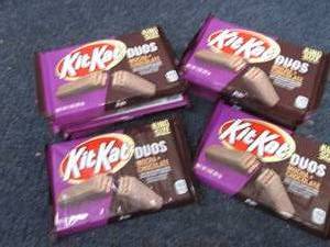 12- 3.0 oz KitKat Duos Mocha & Choc...