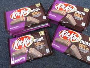 12- 3.0 oz KitKat Duos Mocha & Choc...